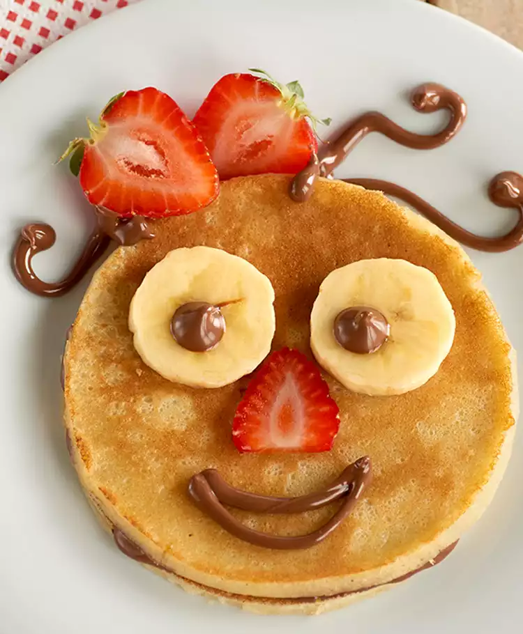 Crepe smile con Nutella, fresones y plátano Receta | Dr. Oetker