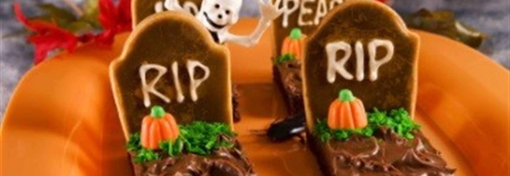 Brownies tumba con galleta RIP Halloween Receta | Dr. Oetker